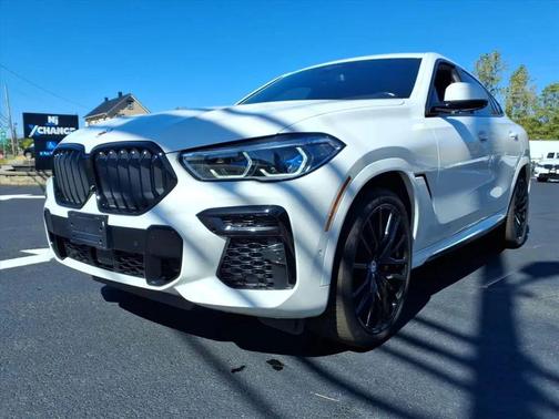 2023 BMW X6 M50i
