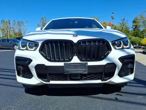 2023 BMW X6 M50i