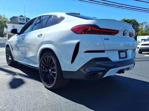 2023 BMW X6 M50i