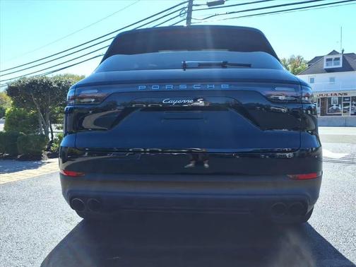 2021 Porsche Cayenne S