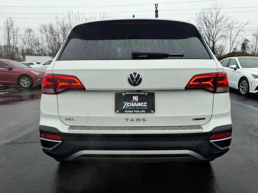 2022 Volkswagen Taos 1.5T SEL