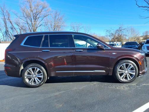 2021 Cadillac XT6 Premium Luxury AWD