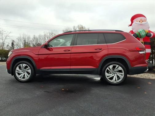 2022 Volkswagen Atlas SE 4Motion w/Tech Pkg Sport Utility 4D