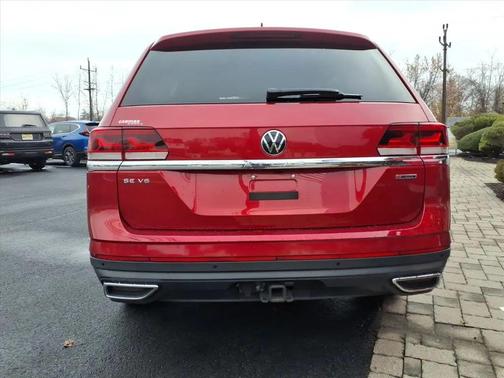 2022 Volkswagen Atlas SE 4Motion w/Tech Pkg Sport Utility 4D