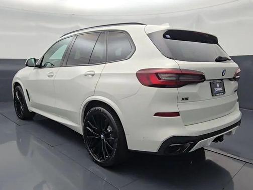 White 2023 BMW X5 M50i