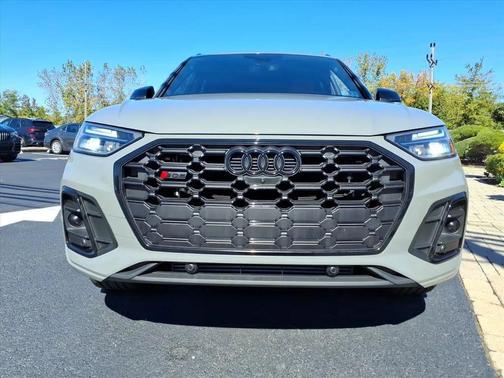 2022 Audi SQ5 3.0T Premium Plus