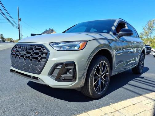 2022 Audi SQ5 3.0T Premium Plus