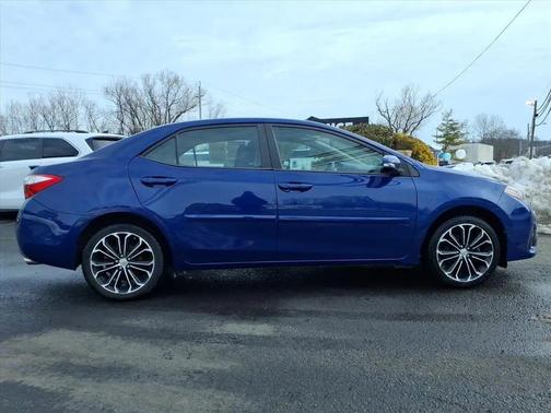 2016 Toyota Corolla S Plus