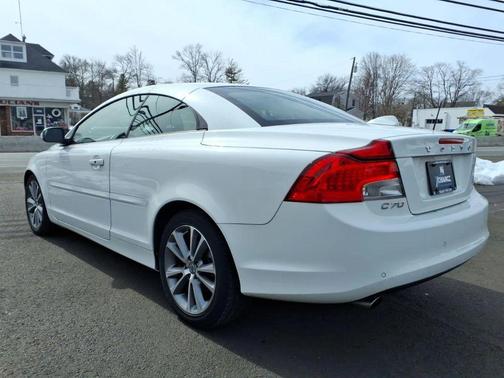 2013 Volvo C70 T5