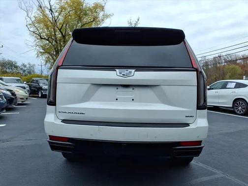 2022 Cadillac Escalade Sport Platinum