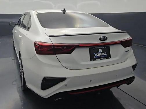 Snow White Pearl 2021 Kia Forte GT