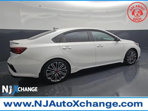 Snow White Pearl 2021 Kia Forte GT