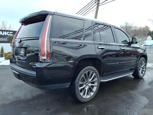 2019 Cadillac Escalade Luxury