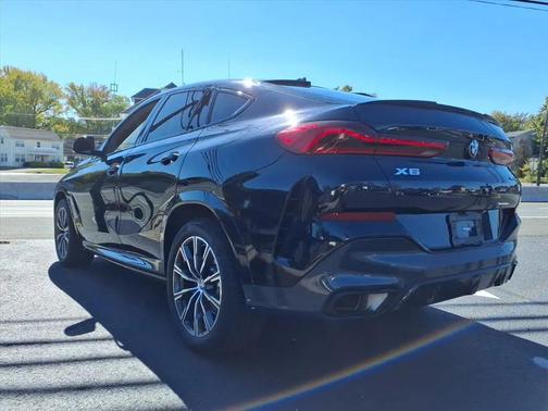 2023 BMW X6 xDrive40i