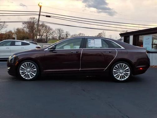 2013 Lincoln MKZ Base