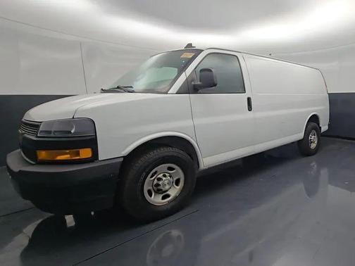 2021 Chevrolet Express 2500 LT