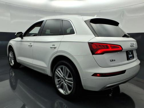 2018 Audi Q5 2.0T Tech Premium