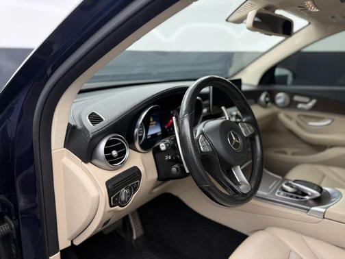 Blue 2018 Mercedes-Benz GLC 300 4MATIC