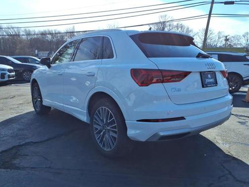 2022 Audi Q3 40 Premium Plus