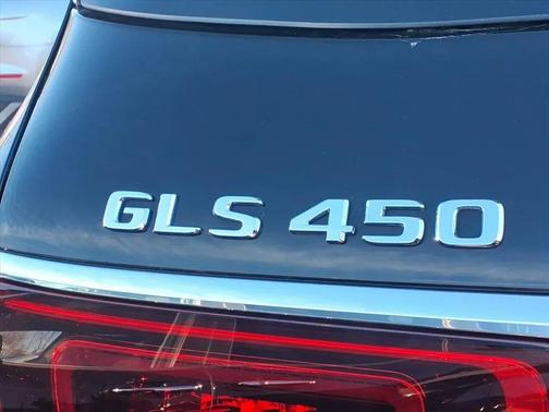 2022 Mercedes-Benz GLS 450 4MATIC