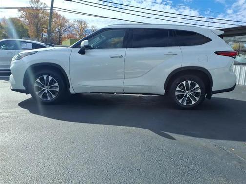 2020 Toyota Highlander XLE