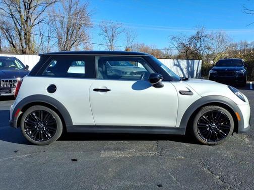 2023 MINI Hardtop Cooper S