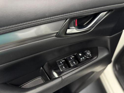Snowflake White Pearl Mica 2022 Mazda CX-5 2.5 S Select Package