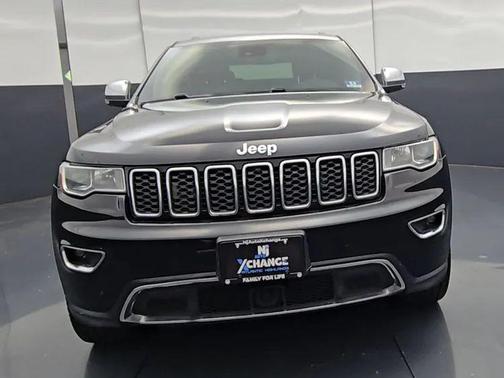 Diamond Black Crystal Pearlcoat 2019 Jeep Grand Cherokee Limited