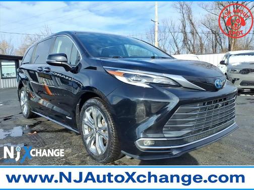 2021 Toyota Sienna Platinum