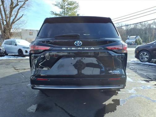 2021 Toyota Sienna Platinum