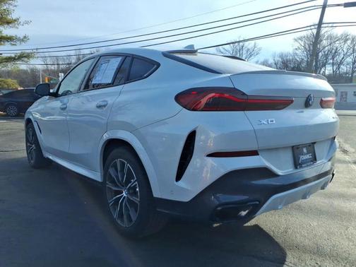 2022 BMW X6 xDrive40i
