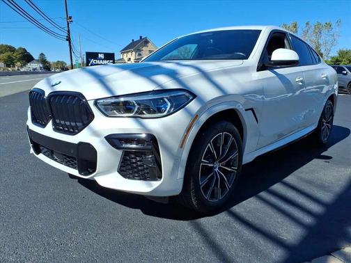 2022 BMW X6 xDrive40i