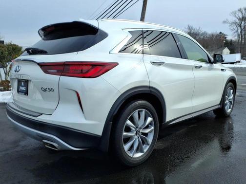 2019 INFINITI QX80 Luxe