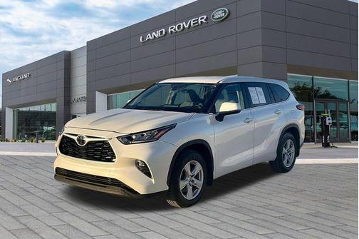 2020 Toyota Highlander LE