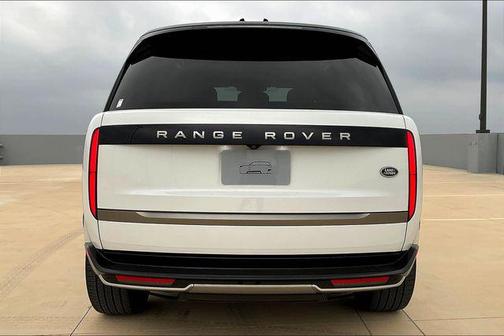 2023 Land Rover Range Rover P530 SE