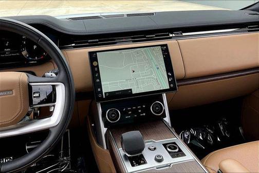2023 Land Rover Range Rover P530 SE