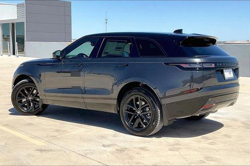 2026 Land Rover Range Rover Velar P250 SE R-Dynamic
