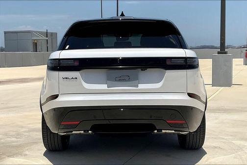 2026 Land Rover Range Rover Velar P250 SE R-Dynamic