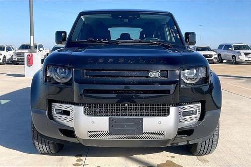 2024 Land Rover Defender 110 P300