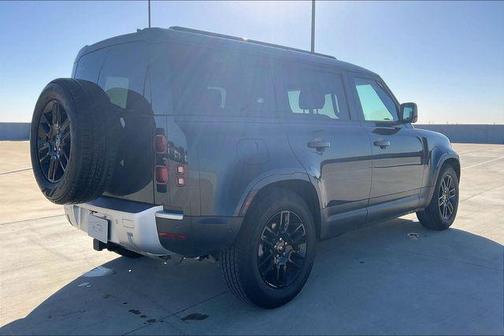 2024 Land Rover Defender 110 P300