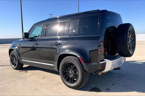 2024 Land Rover Defender 110 P300