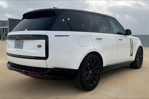 2023 Land Rover Range Rover P400 SE