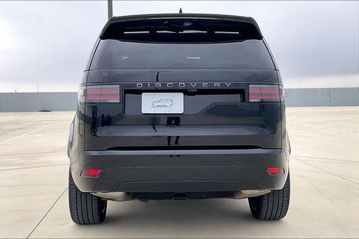 2025 Land Rover Discovery P360 Dynamic SE