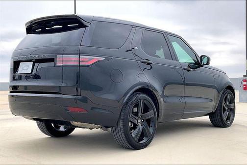 2025 Land Rover Discovery P360 Dynamic SE