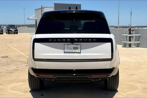 2025 Land Rover Range Rover P530 Autobiography 7 Seat