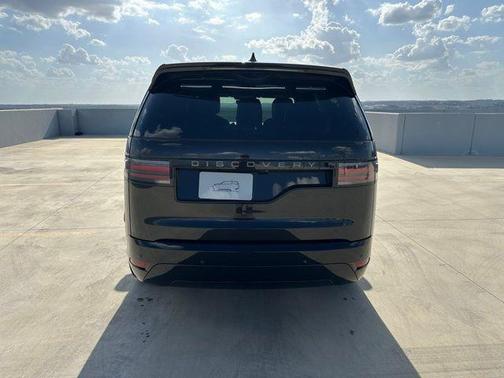 2025 Land Rover Discovery P300 Dynamic SE