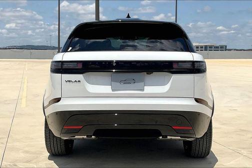 2026 Land Rover Range Rover Velar P250 SE R-Dynamic