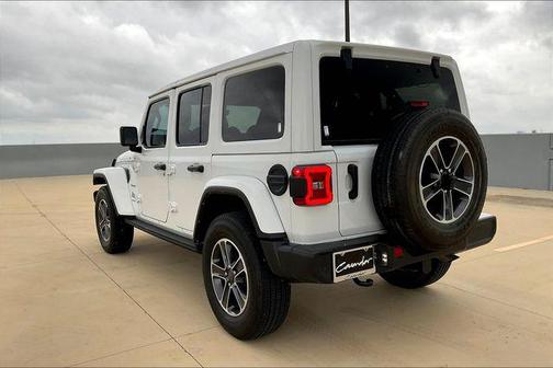 2023 Jeep Wrangler 4-Door Sahara 4x4