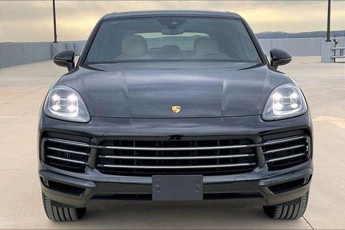 2022 Porsche Cayenne Cayenne