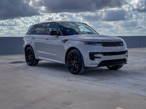 2025 Land Rover Range Rover Sport SE